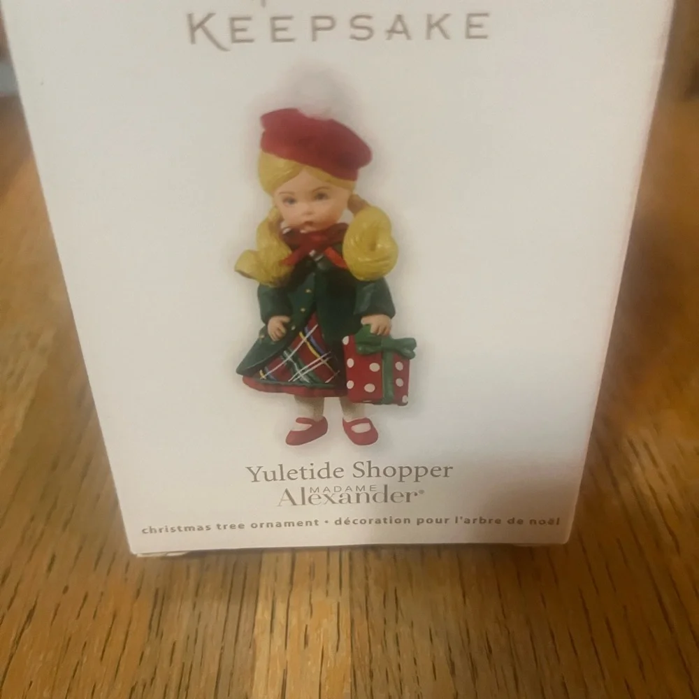 Hallmark Keepsake Yuletide Shopper Ornament- Madame Alexander